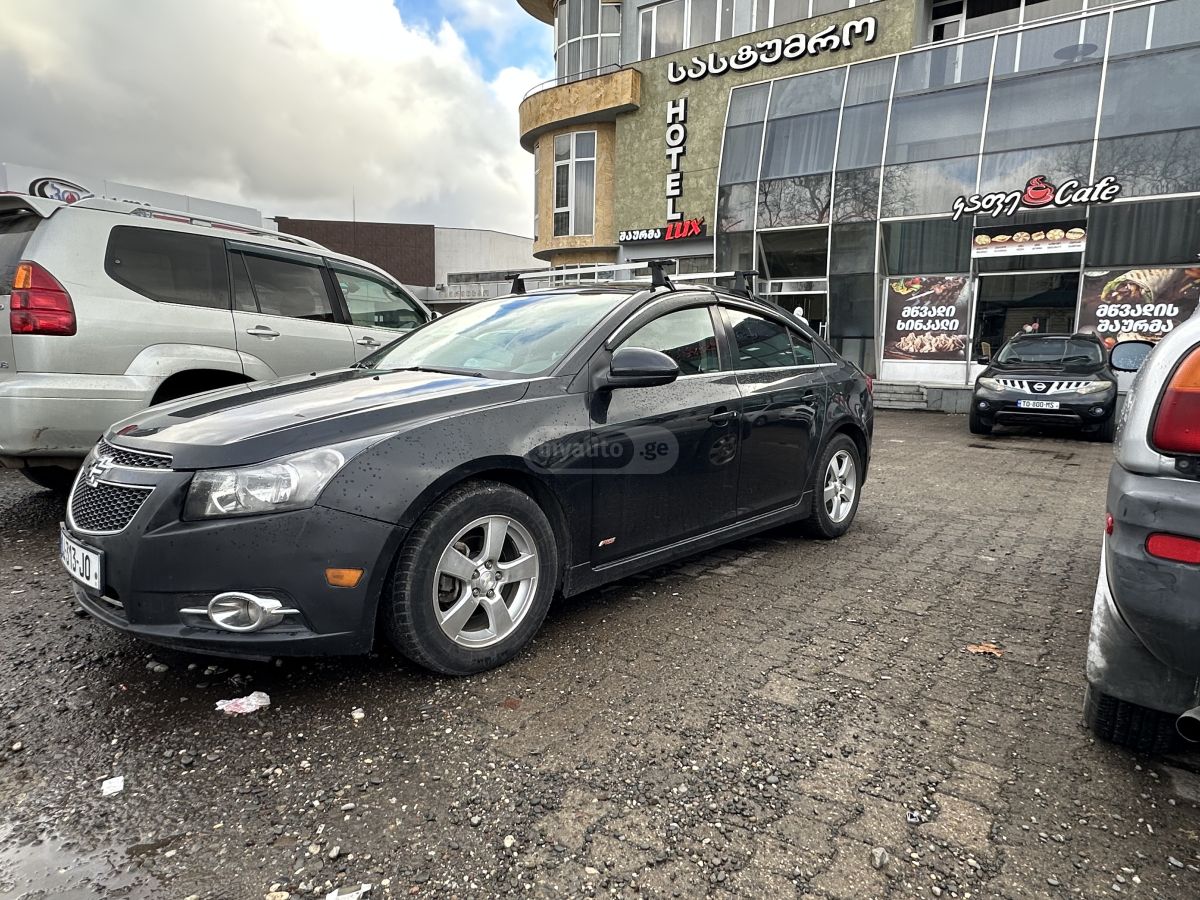 Chevrolet Cruze 2012 — photo 2