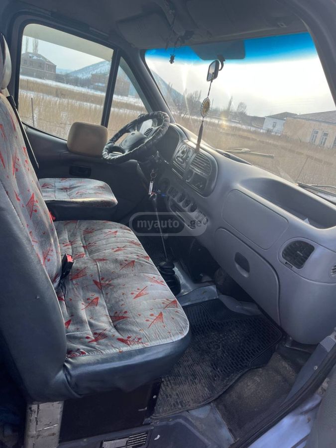 Ford Transit 2000 — photo 2