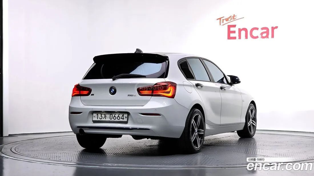 BMW 135 2016 — photo 2