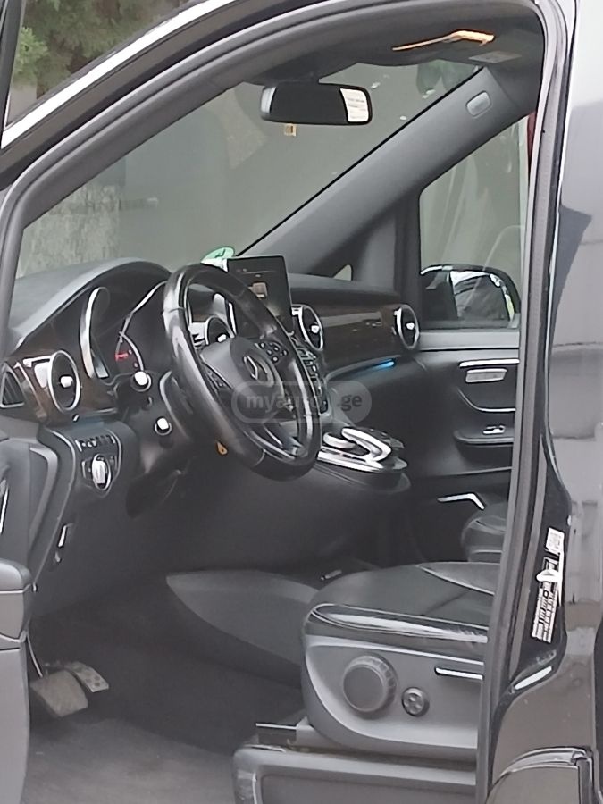 Mercedes-Benz V 220 2015 — photo 2