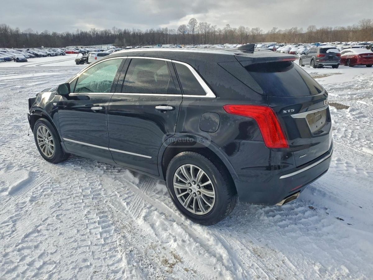 Cadillac XT5 2017 — photo 2