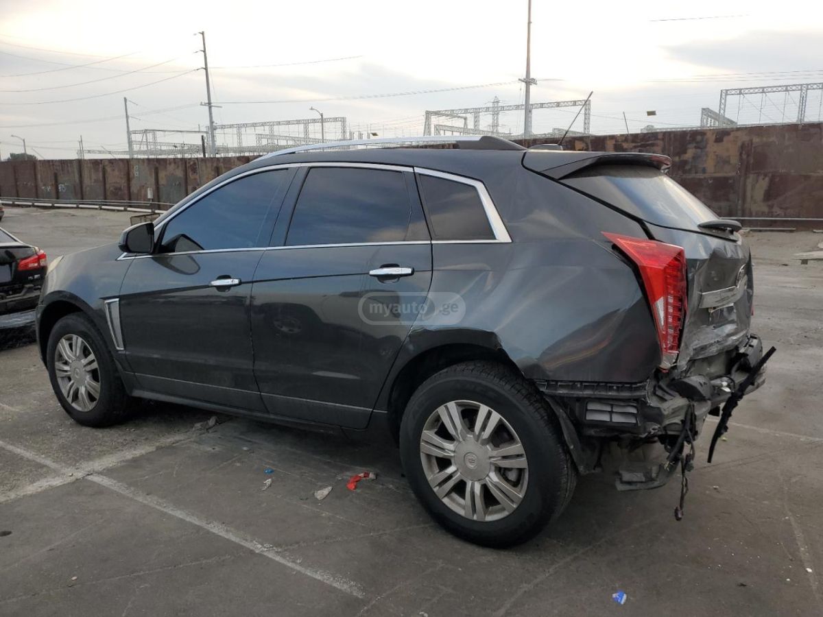 Cadillac SRX 2015 — photo 2