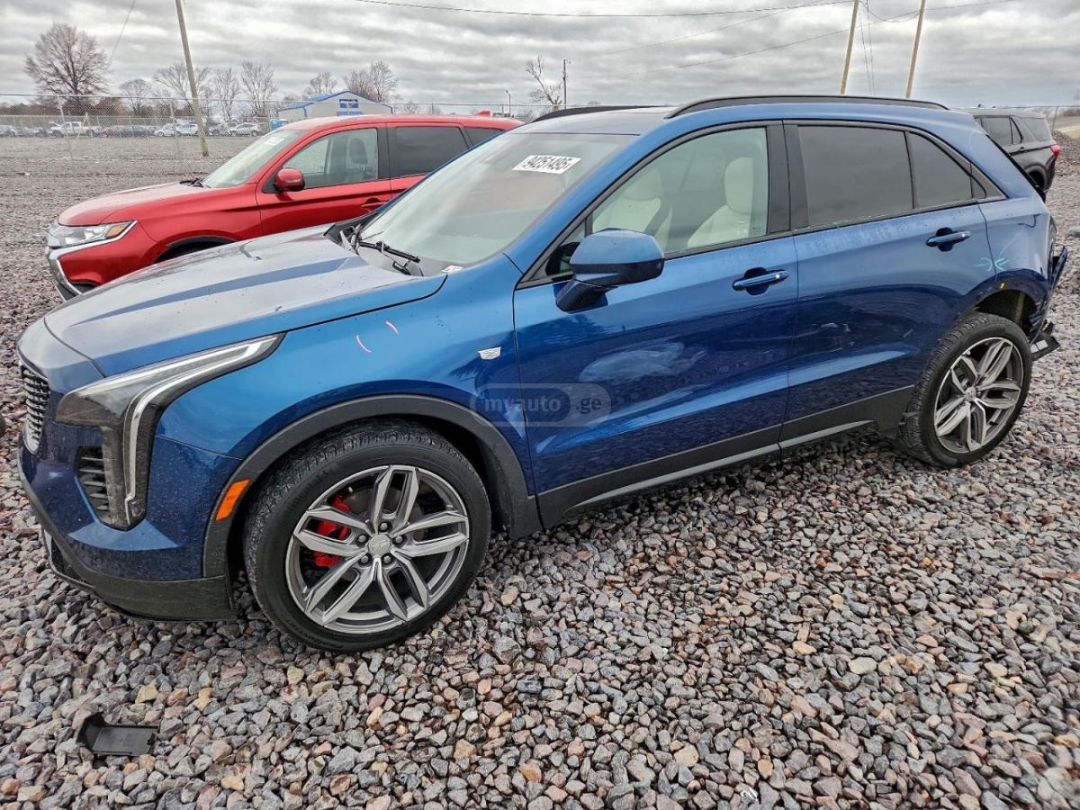 Cadillac XT4