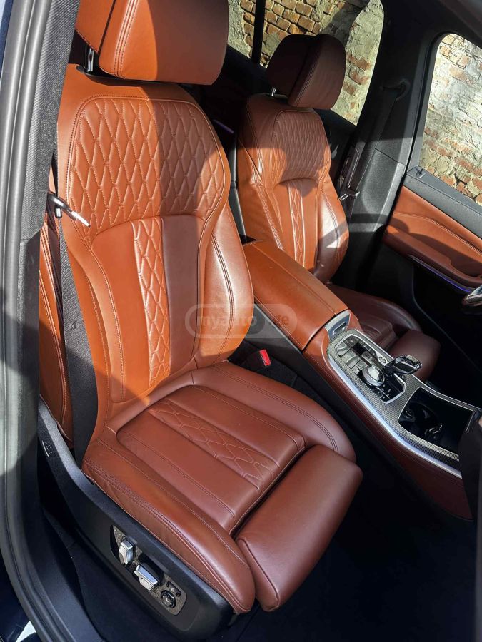 BMW X5 2022 — photo 2