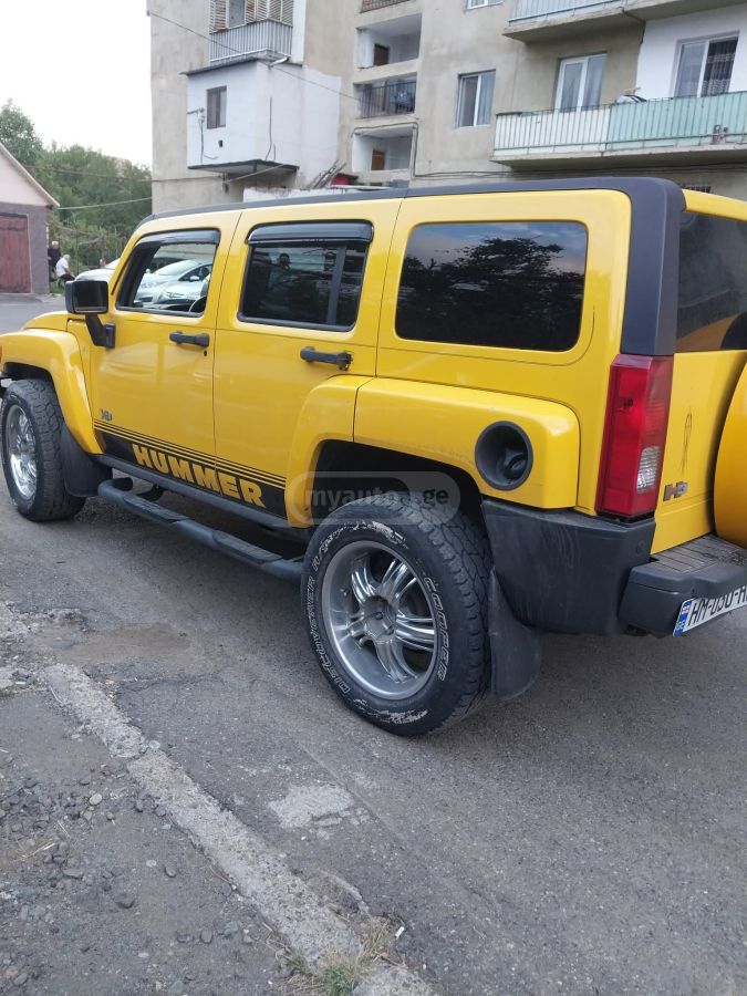 Hummer H3 2006 — photo 2