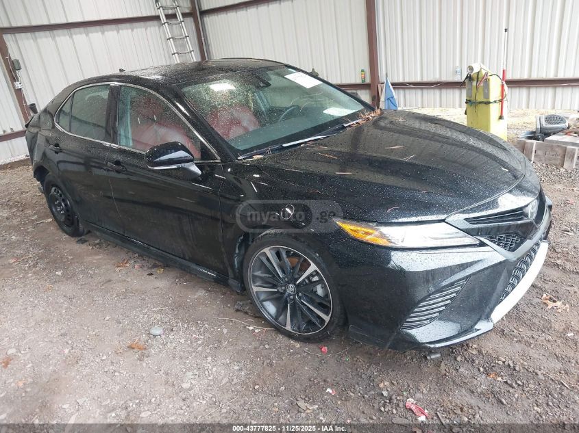 Toyota Camry 2019 — photo 2