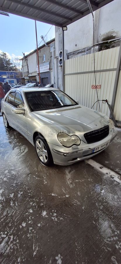 Mercedes-Benz C 320 2003 — photo 2