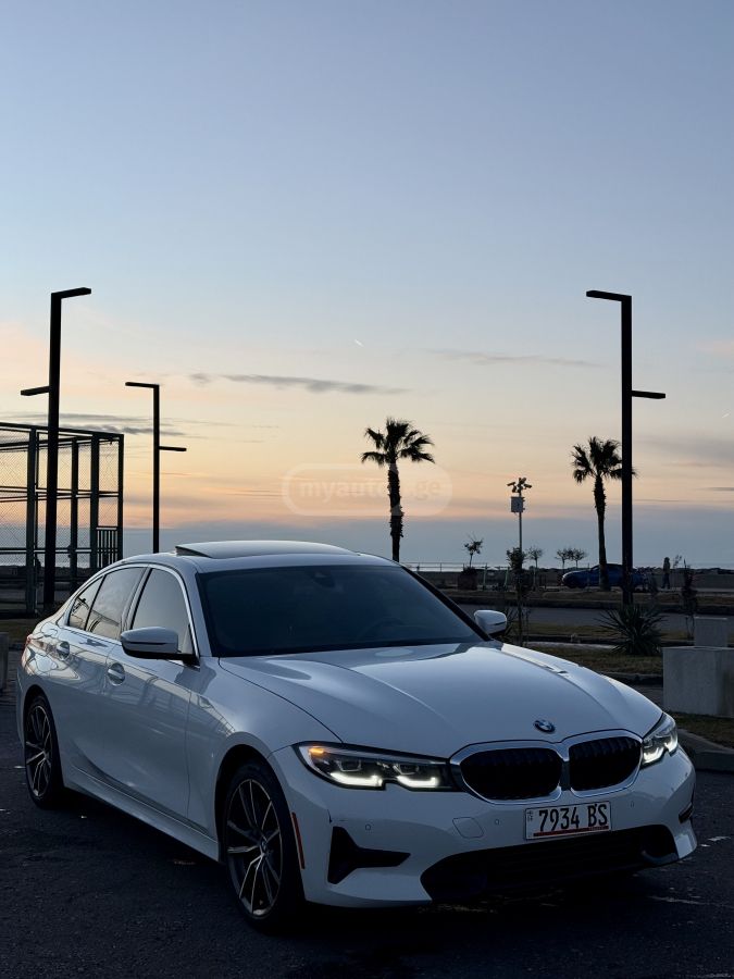 BMW 330