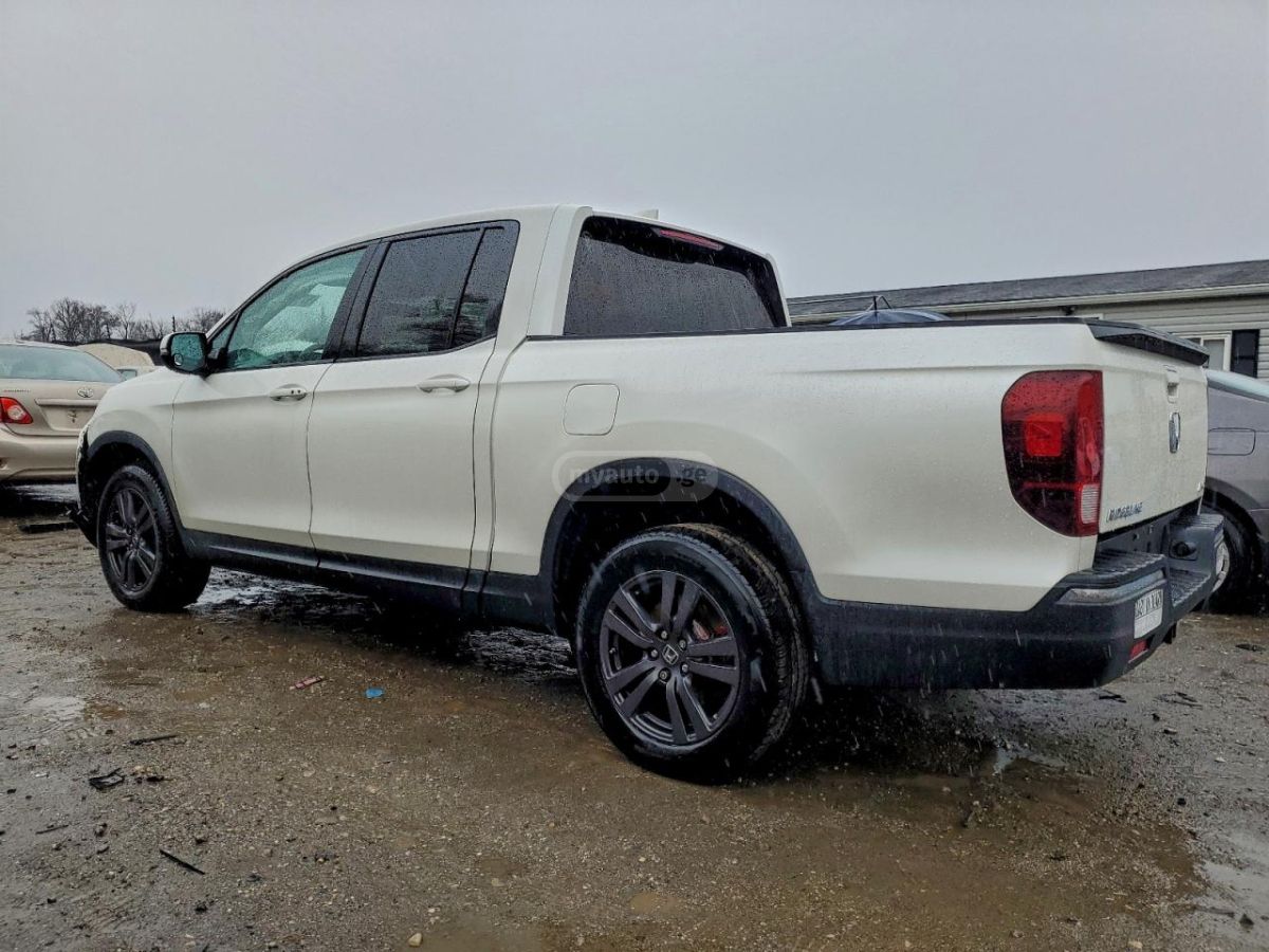 Honda Ridgeline 2019 — photo 2