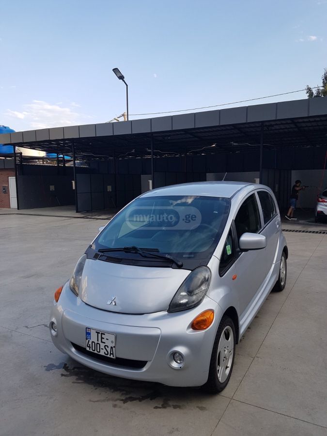 Mitsubishi I-MiEV