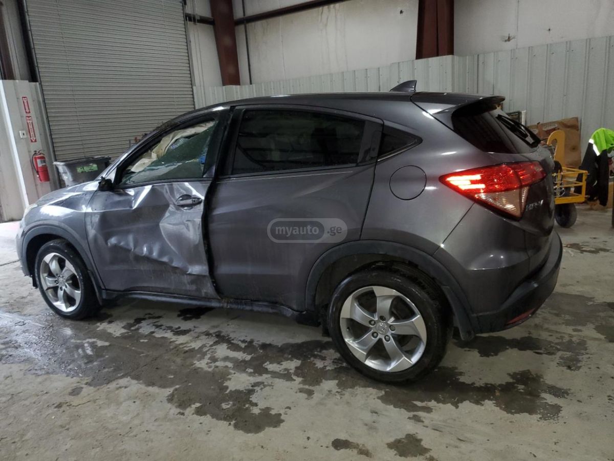 Honda HR-V 2017 — photo 2