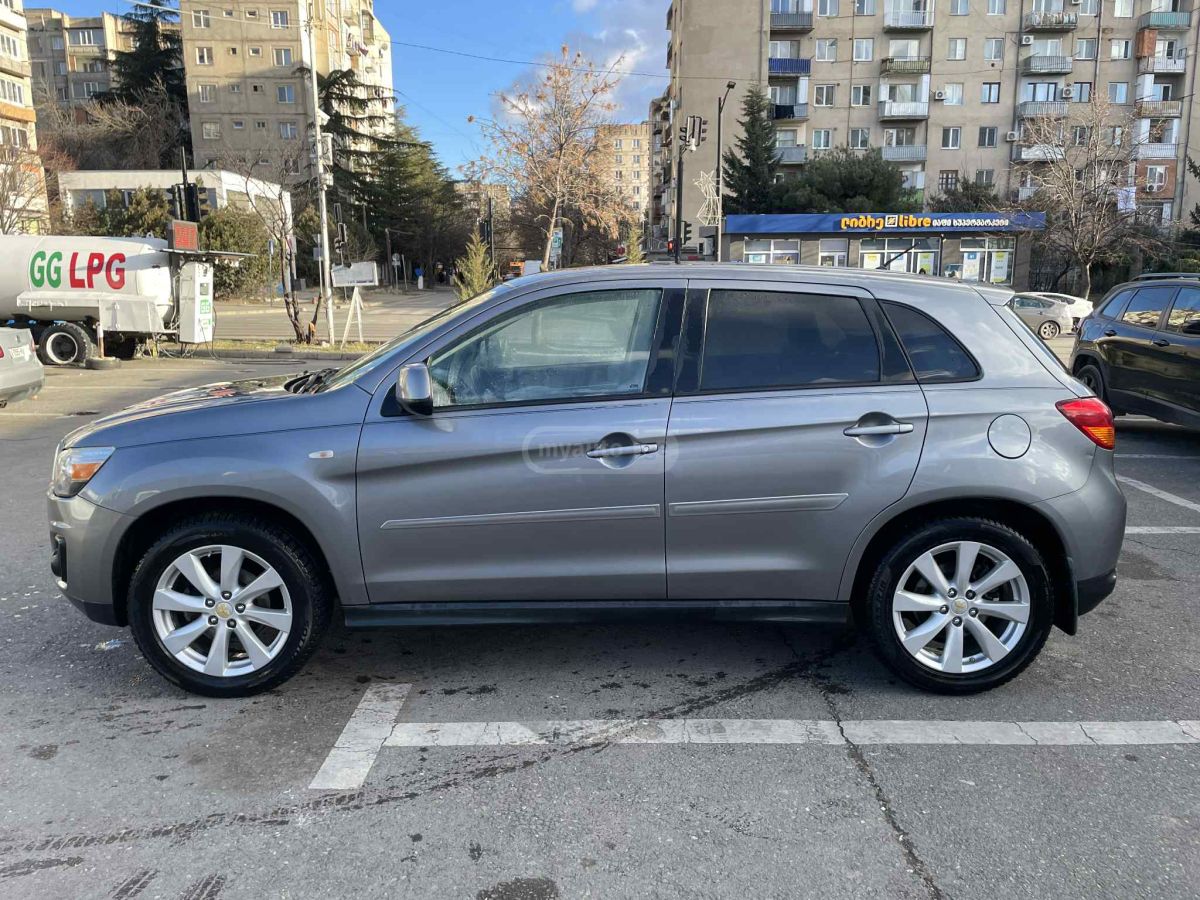 Mitsubishi Outlander Sport 2014 — photo 2