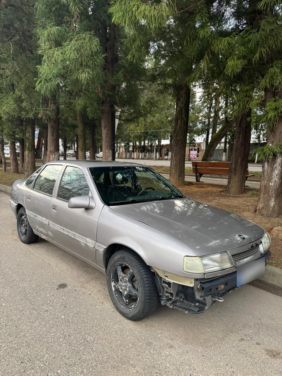 Opel Vectra 1991 — photo 2