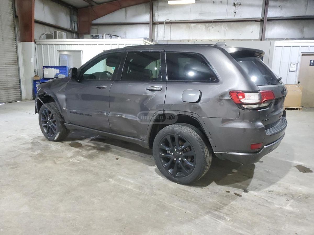 Jeep Grand Cherokee 2021 — photo 2