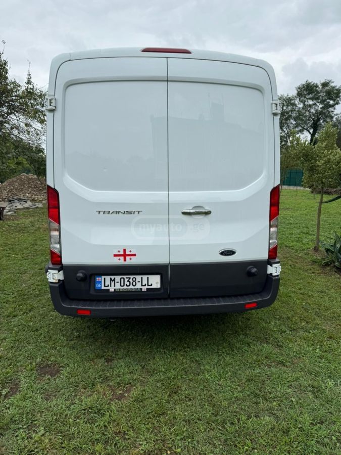 Ford Transit 2015 — photo 2