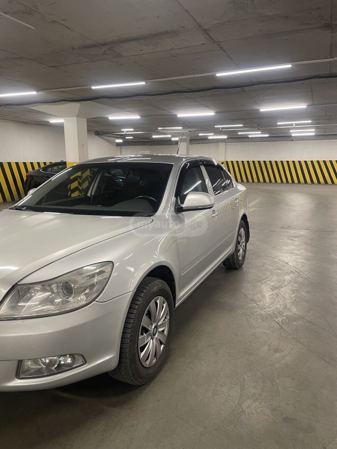 Skoda Octavia 2012 — photo 2