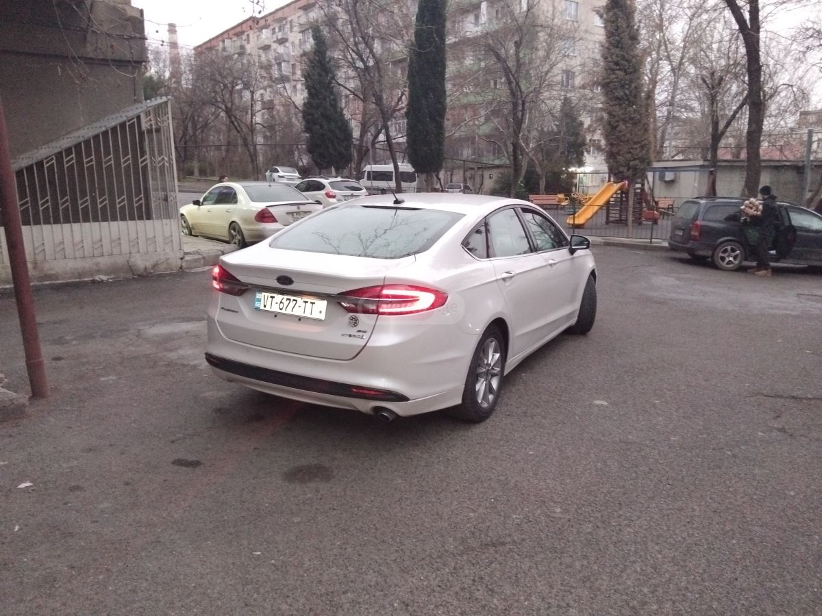 Ford Fusion 2016 — photo 2