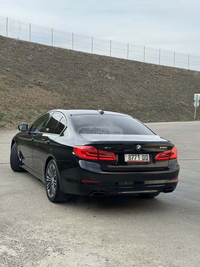 BMW 540 2018 — photo 2