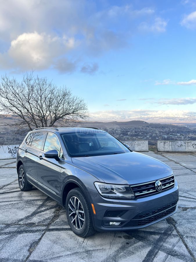 Volkswagen Tiguan 2020 — photo 2