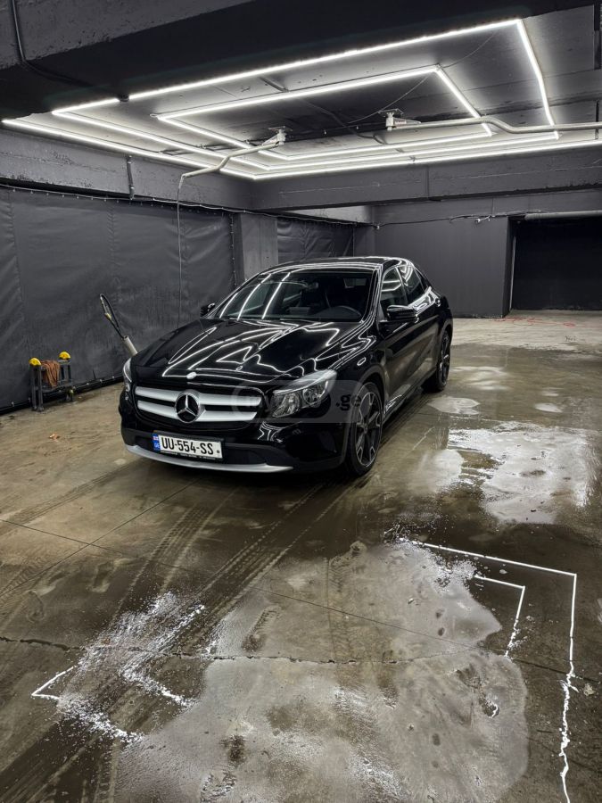 Mercedes-Benz GLA 200 2017 — photo 2