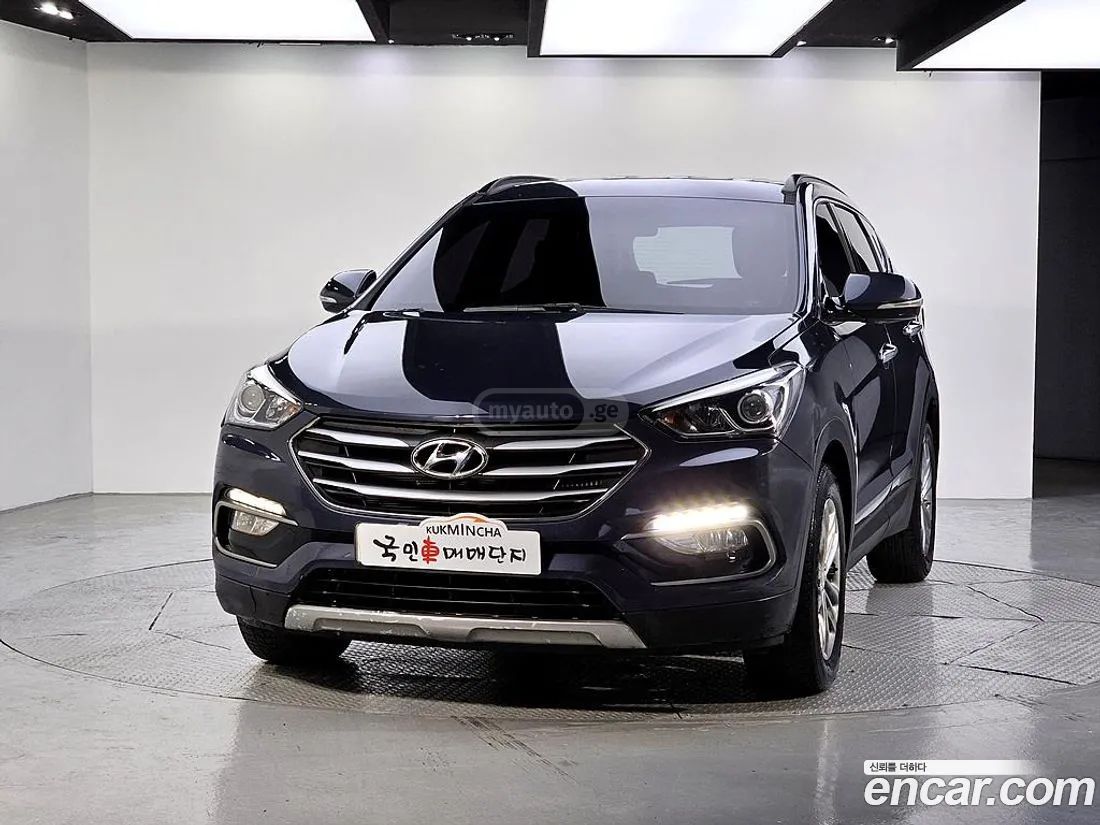 Hyundai Santa FE 2017 — photo 2
