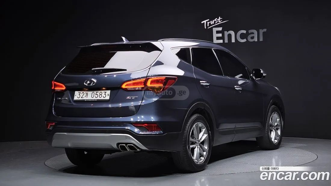 Hyundai Santa FE 2016 — photo 2