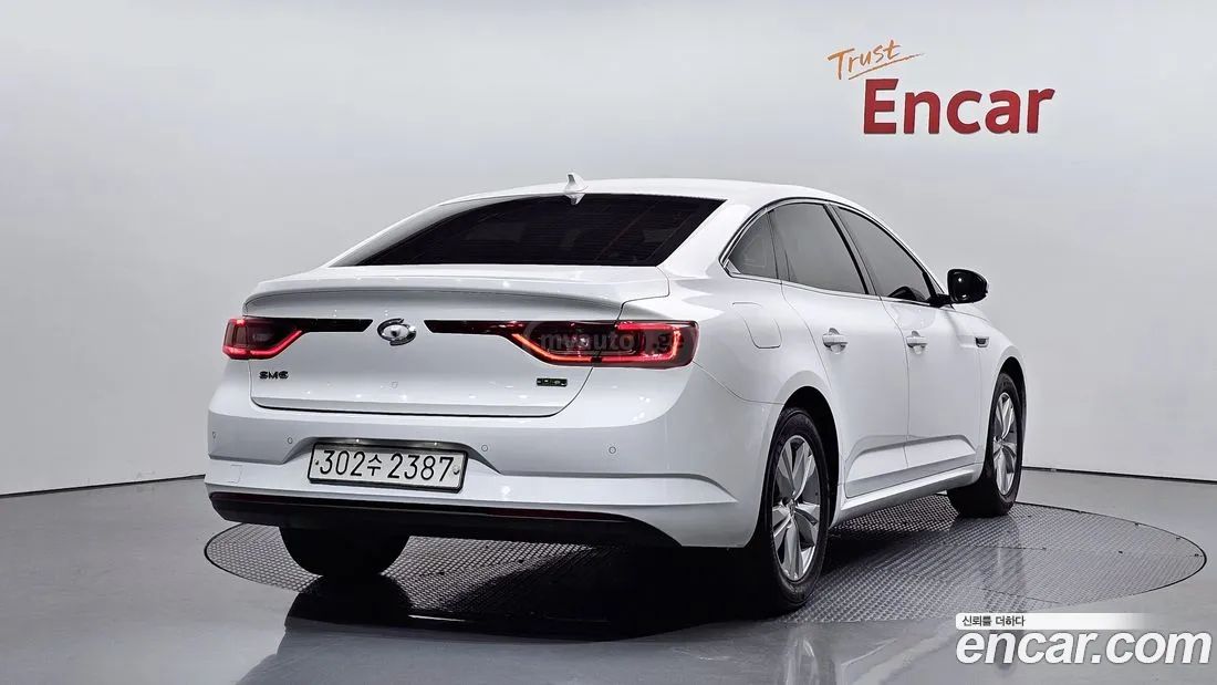 Renault Samsung SM6 2020 — photo 2