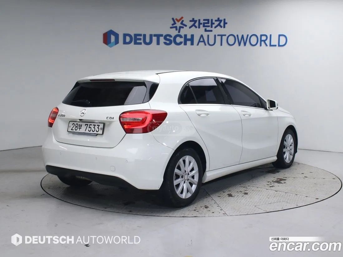 Mercedes-Benz A 45 AMG 2015 — photo 2
