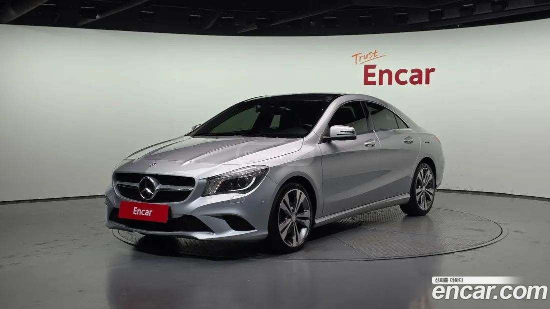 Mercedes-Benz CLA 45 AMG