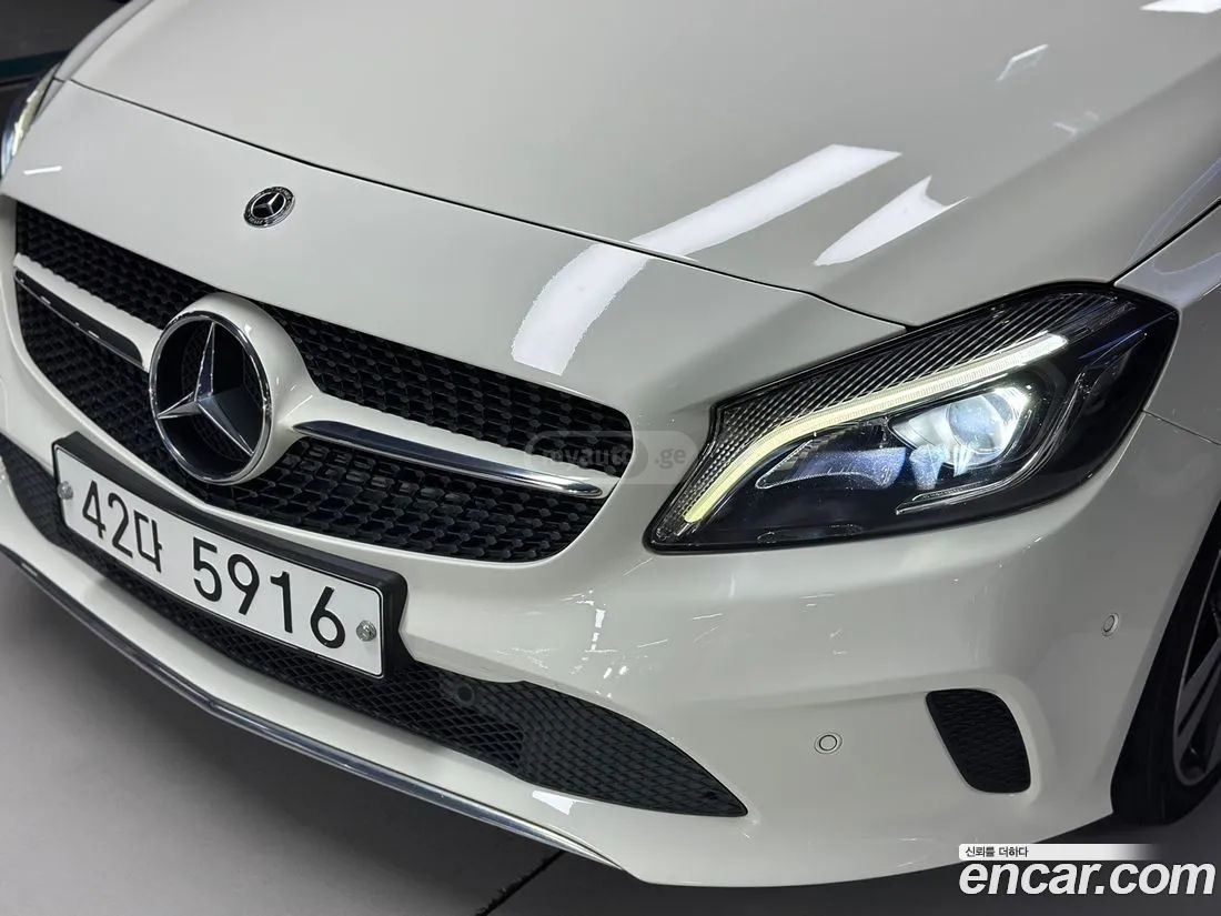 Mercedes-Benz A 45 AMG 2018 — photo 2