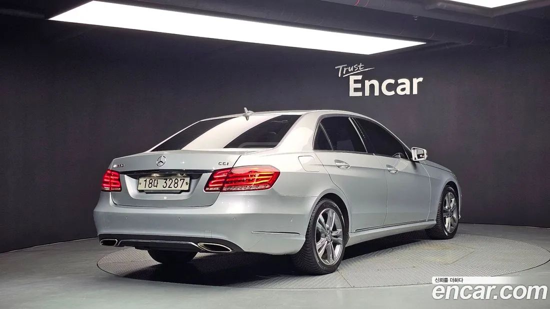 Mercedes-Benz E 63 AMG 2014 — photo 2