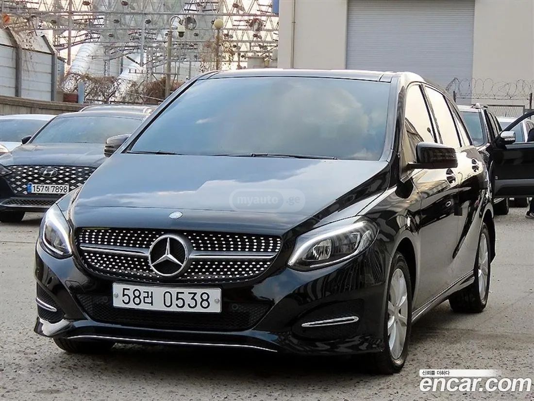 Mercedes-Benz B Electric Drive 2015 — photo 2