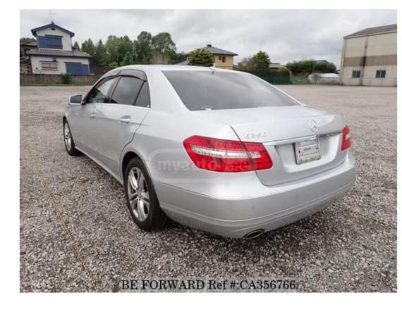 Mercedes-Benz E 350 2010 — photo 2