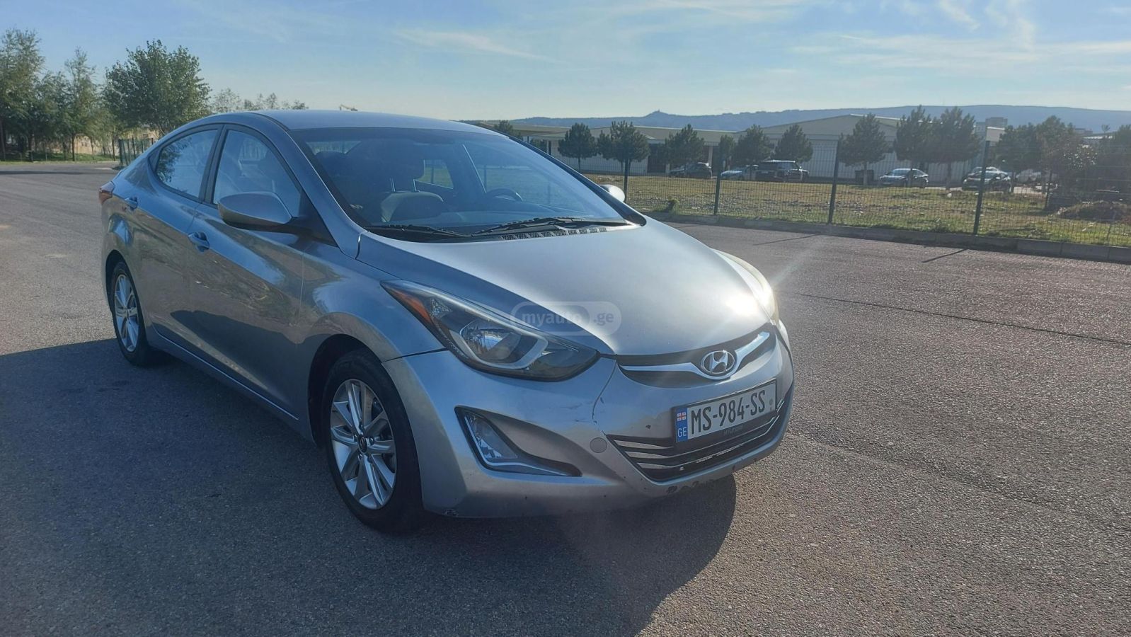 Hyundai Elantra 2014 — photo 2