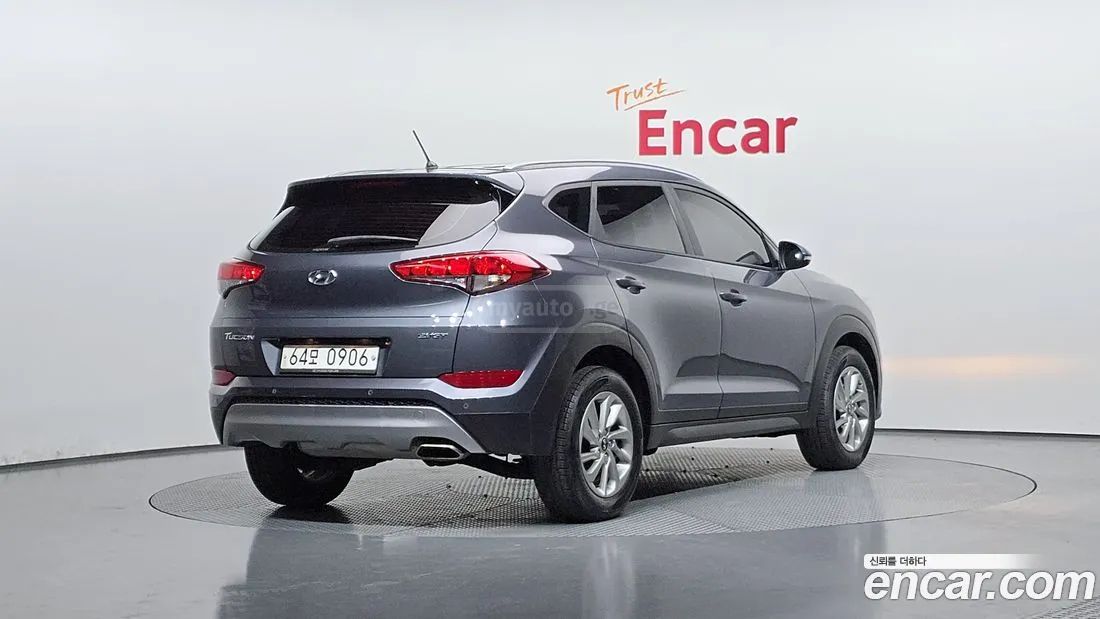 Hyundai Tucson 2017 — photo 2