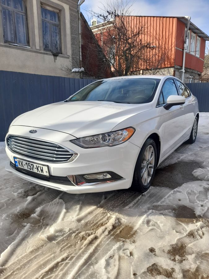 Ford Fusion 2017 — photo 2
