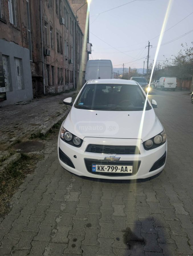 Chevrolet Aveo 2013 — photo 2