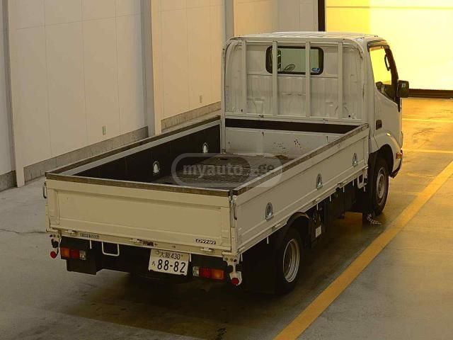 Toyota Dyna Truck 2023 — photo 2