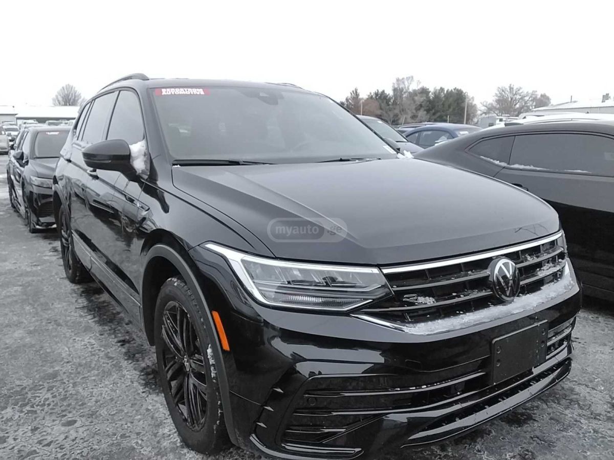 Volkswagen Tiguan 2022 — photo 2