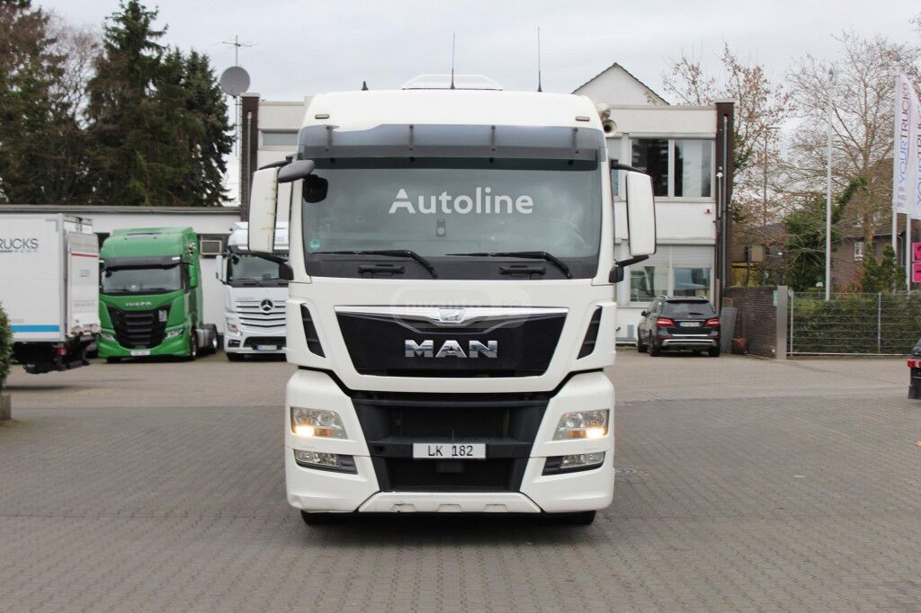 Isuzu TGX 2015 — photo 2