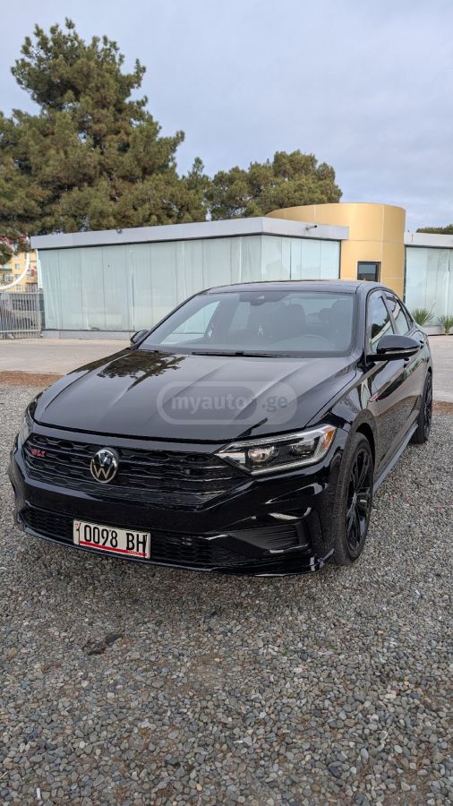 Volkswagen Jetta 2021 — photo 2