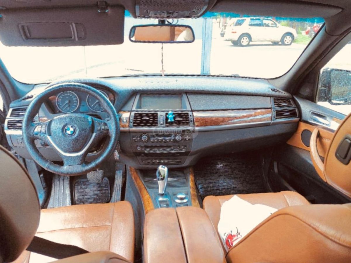 BMW X5 2008 — photo 2