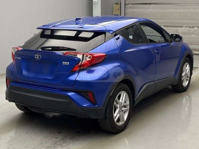 Toyota CHR 2021 — photo 2