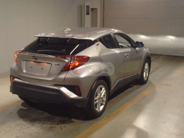 Toyota CHR 2021 — photo 2