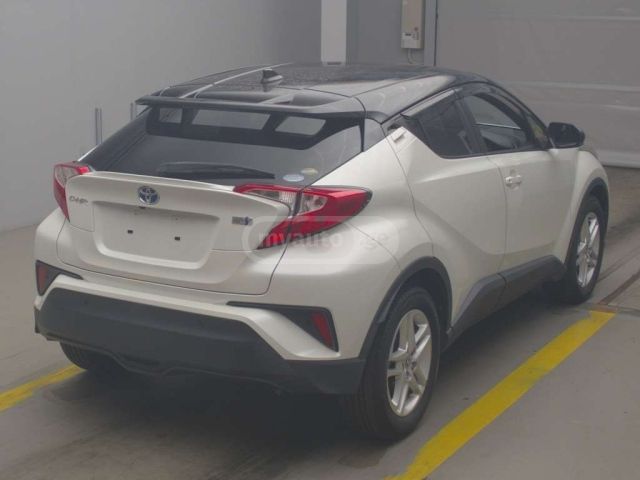 Toyota CHR 2020 — photo 2