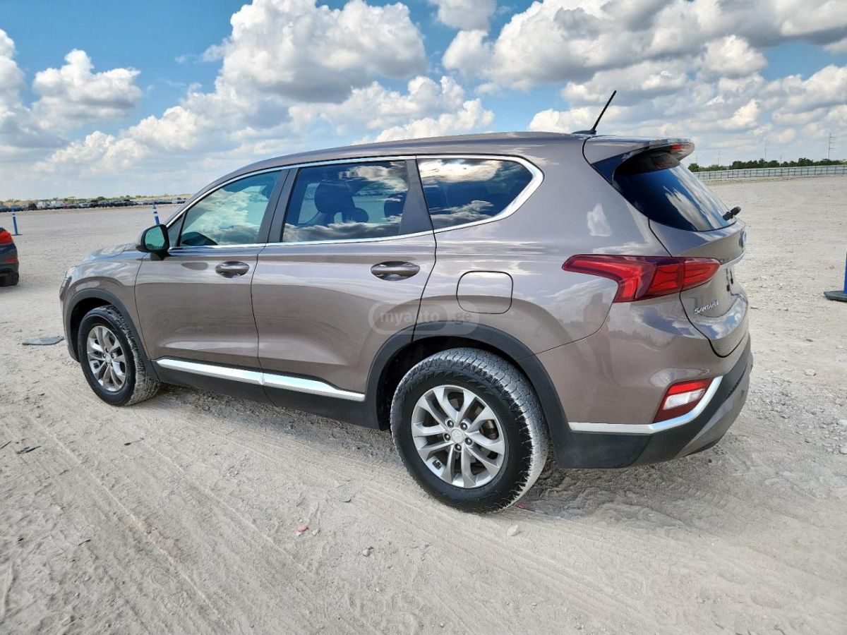 Hyundai Santa FE 2019 — photo 2