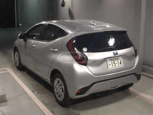 Toyota Aqua 2023 — photo 2