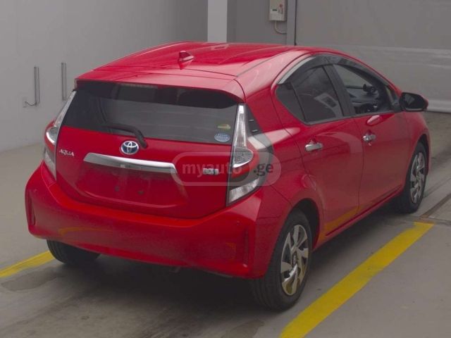 Toyota Aqua 2021 — photo 2