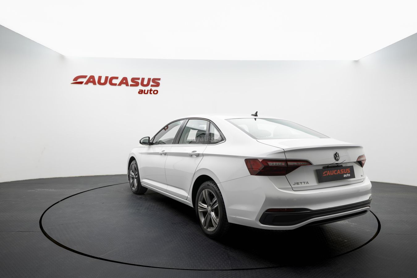 Volkswagen Jetta 2023 — photo 2