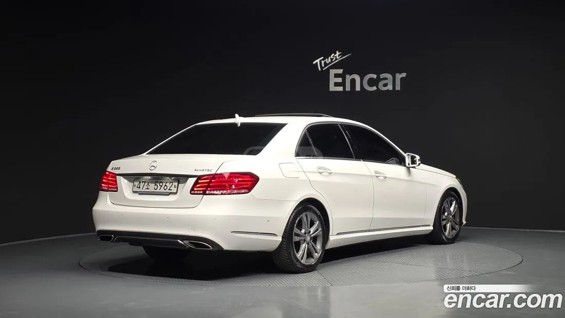 Mercedes-Benz E 63 AMG 2015 — photo 2
